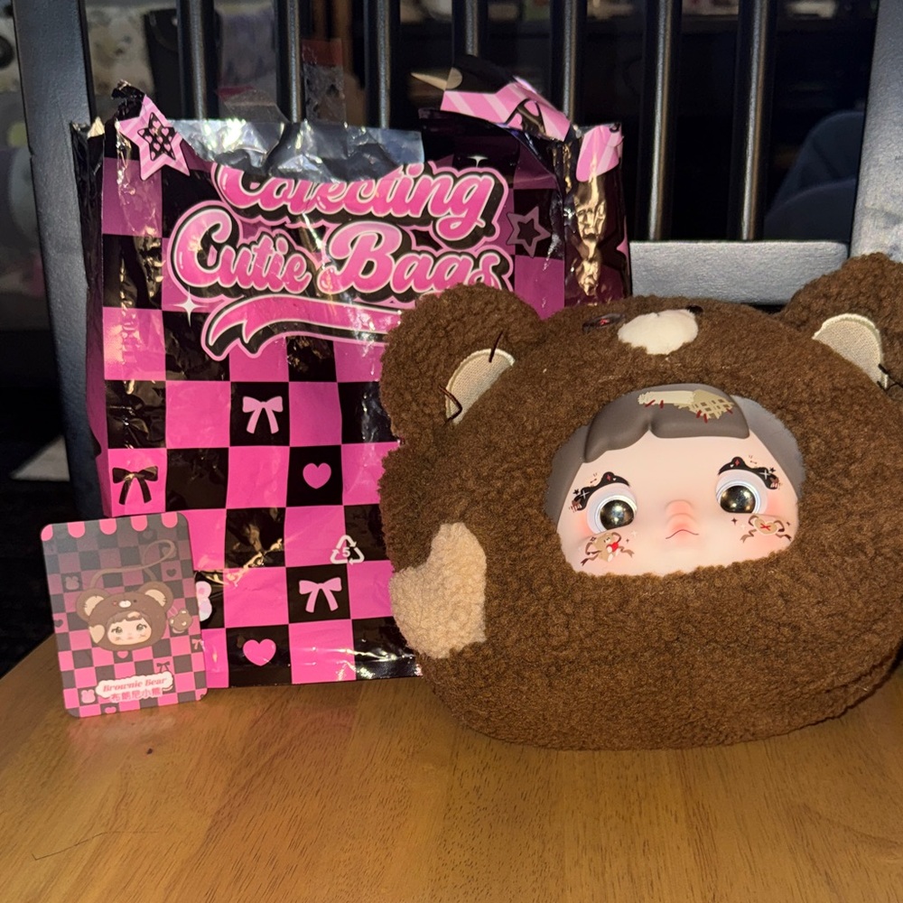 Nommi Collecting Cutie Bags - Brownie Bear